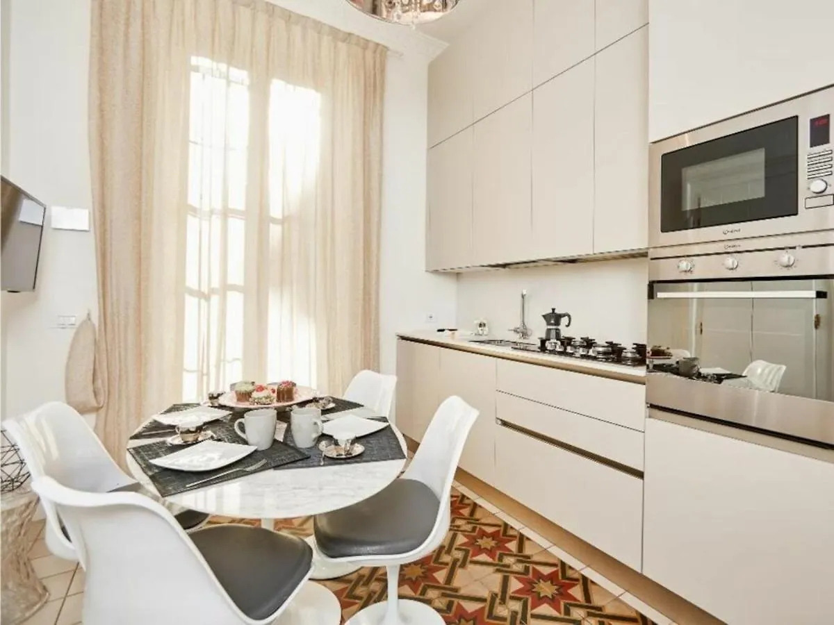 Vallazze Luxury By Halldis Milan Apartment