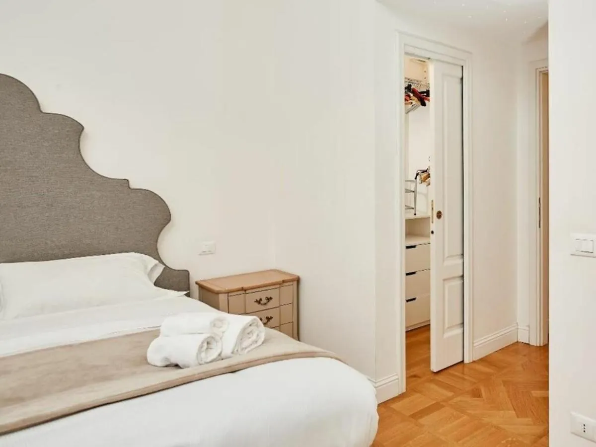 Apartment Vallazze Luxury By Halldis Milan